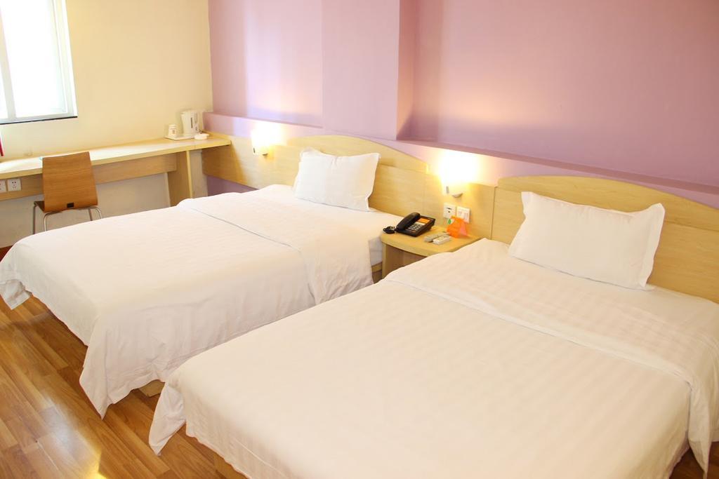 7Days Inn Dalian Gangwan Square Station Port Quarto foto