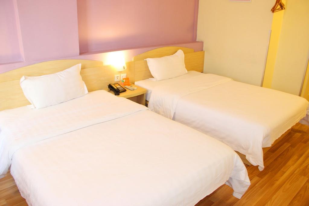 7Days Inn Dalian Gangwan Square Station Port Quarto foto