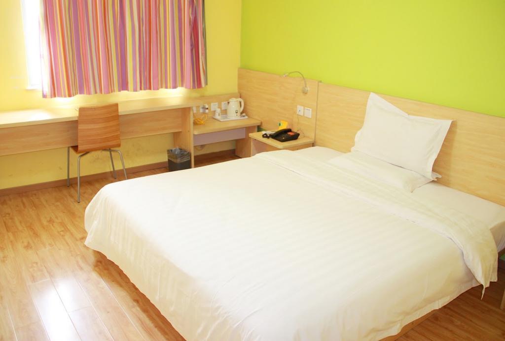 7Days Inn Dalian Gangwan Square Station Port Quarto foto