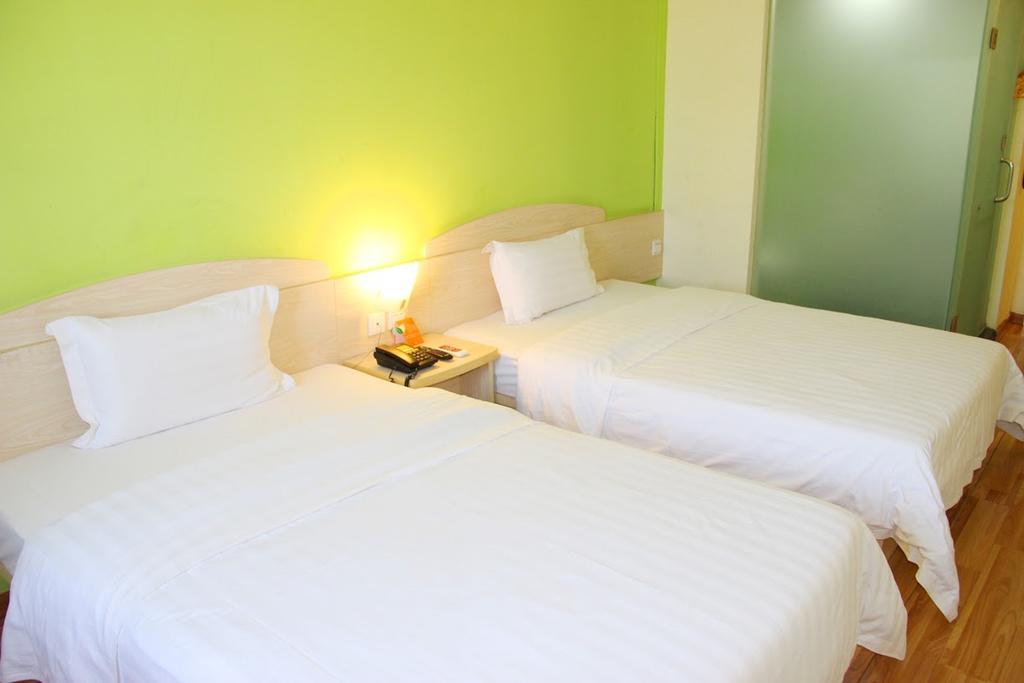 7Days Inn Dalian Gangwan Square Station Port Quarto foto