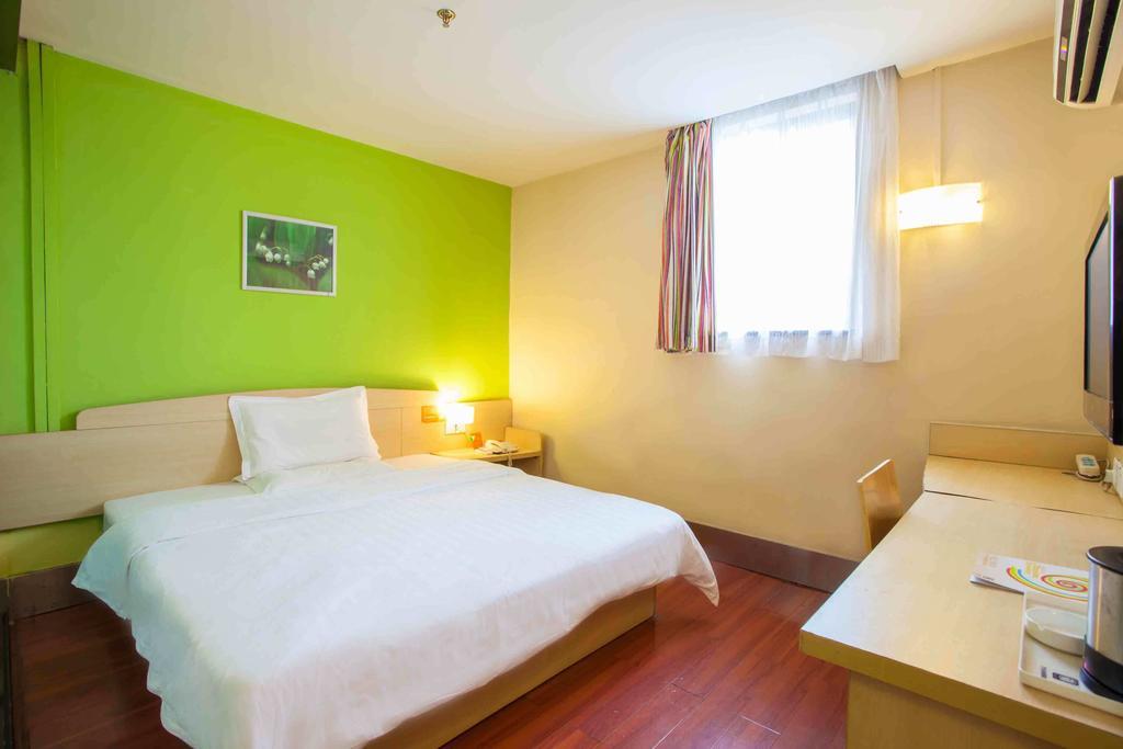 7Days Inn Dalian Gangwan Square Station Port Quarto foto